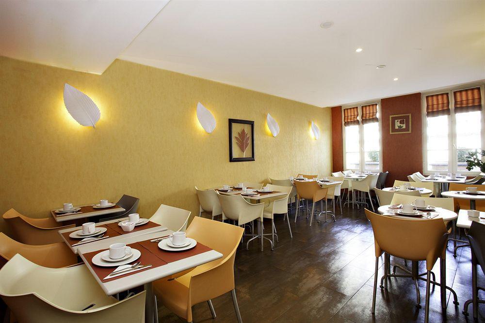 Ibis Styles Paris Eiffel Cambronne Hotel Restaurant photo