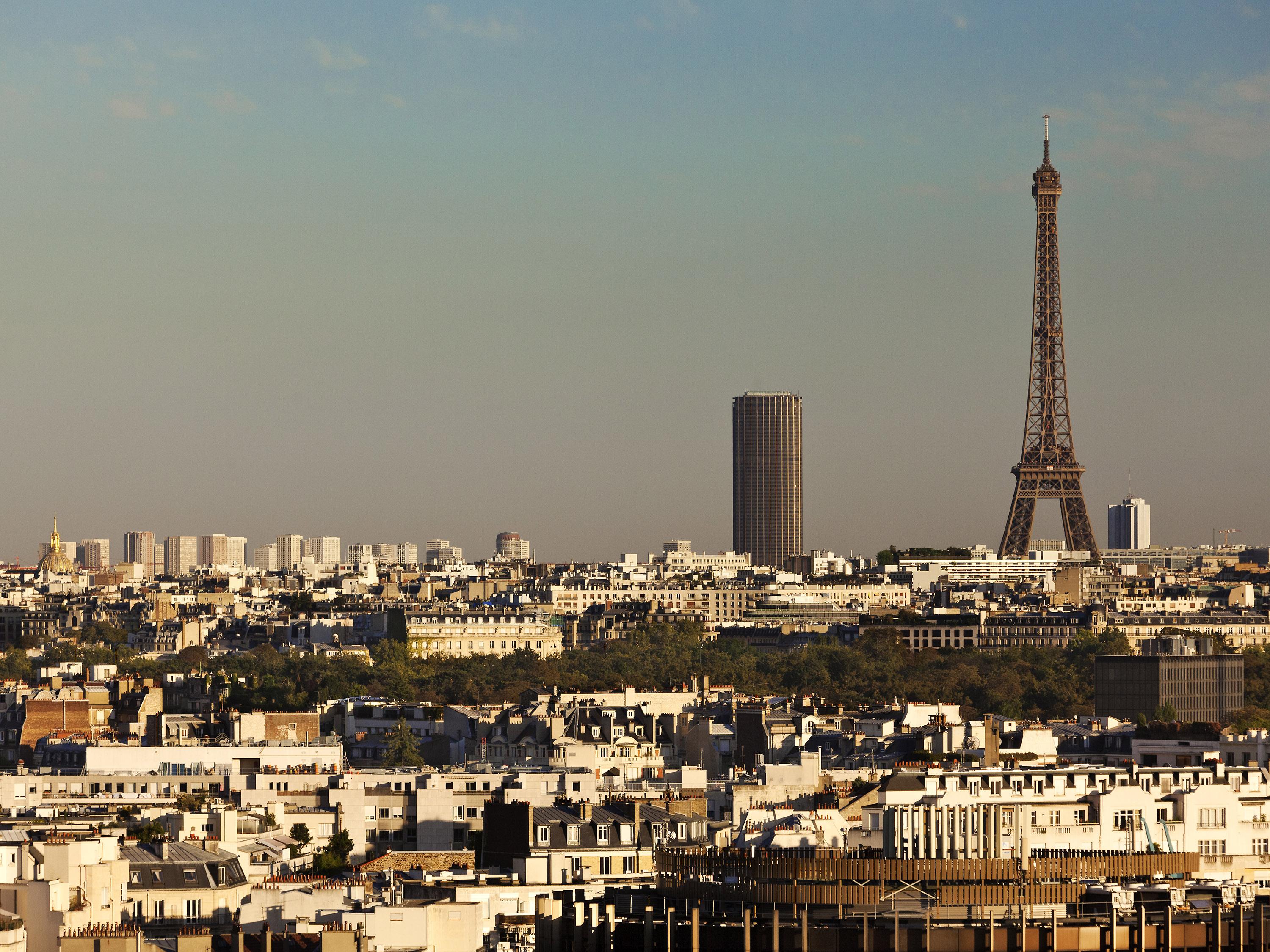 Ibis Styles Paris Eiffel Cambronne Hotel Exterior photo